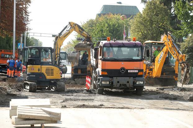 Sanacija u tijeku, zagrebačka Selska cesta dan nakon poplave