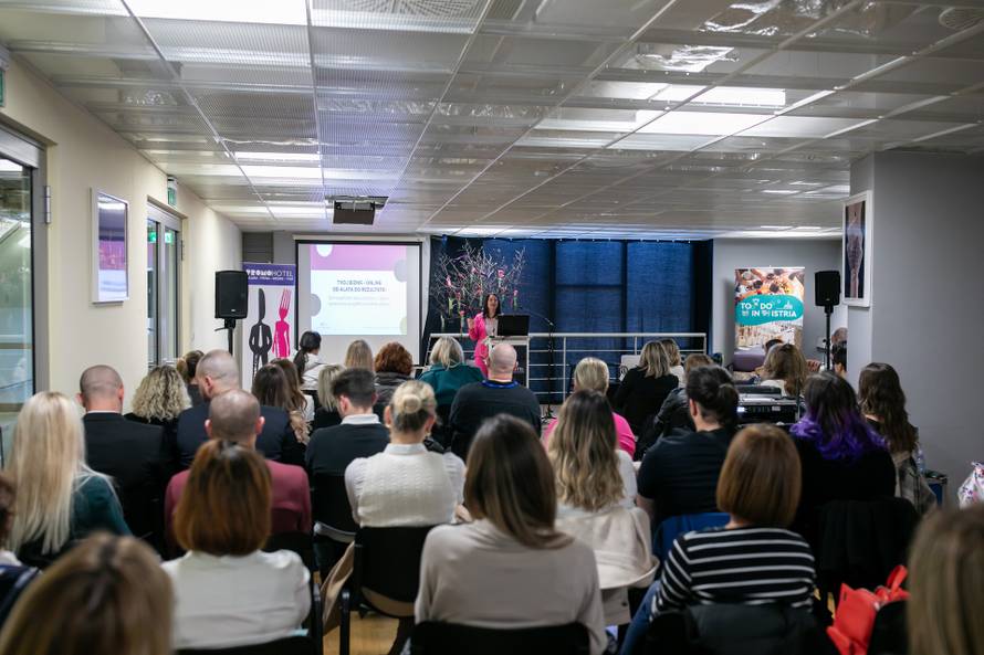 Pizza majstori otkrivaju tajne zanata u Poreču: pogledajte izradu i kušajte najbolju hranu