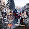 FOTO Očaj, tuga i bijes Turaka: Potresne fotografije života na cesti među ruševinama gradova