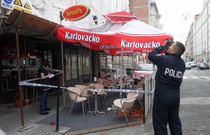 Crepovi s krova padali po gostima kafića u Zagrebu