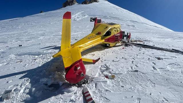 Spasilačkoj službi u Italiji pao helikopter: 'Oni su unatoč padu nastavili sa spašavanjem...'