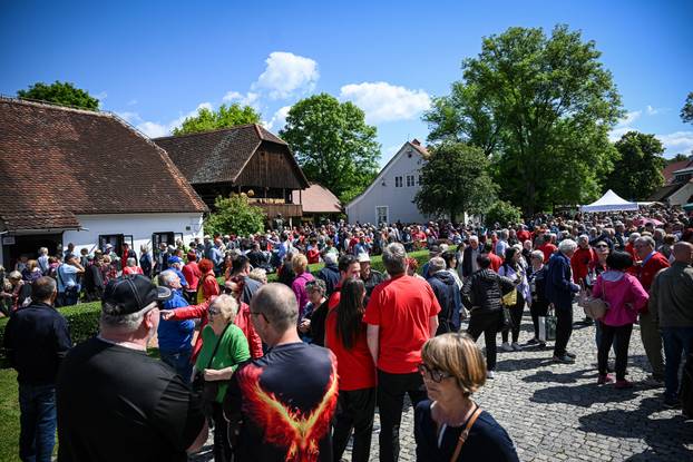 Manifestacija “Dan mladosti - radosti” u Kumrovcu