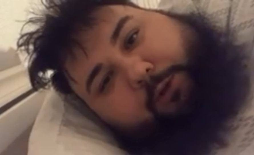 I danas hara scenom, a prije 18 godina 'furao' sive pramenove