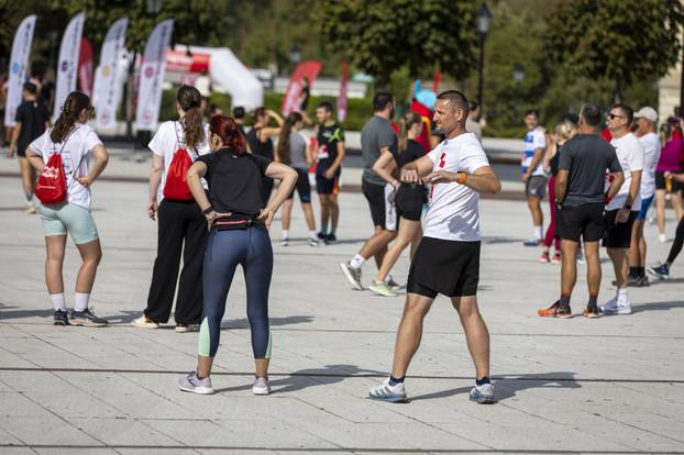 Osijek: Humanitarna utrka "Pretrči 5 za Pokret"