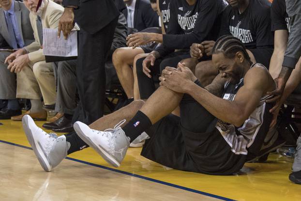 NBA: Playoffs-San Antonio Spurs at Golden State Warriors