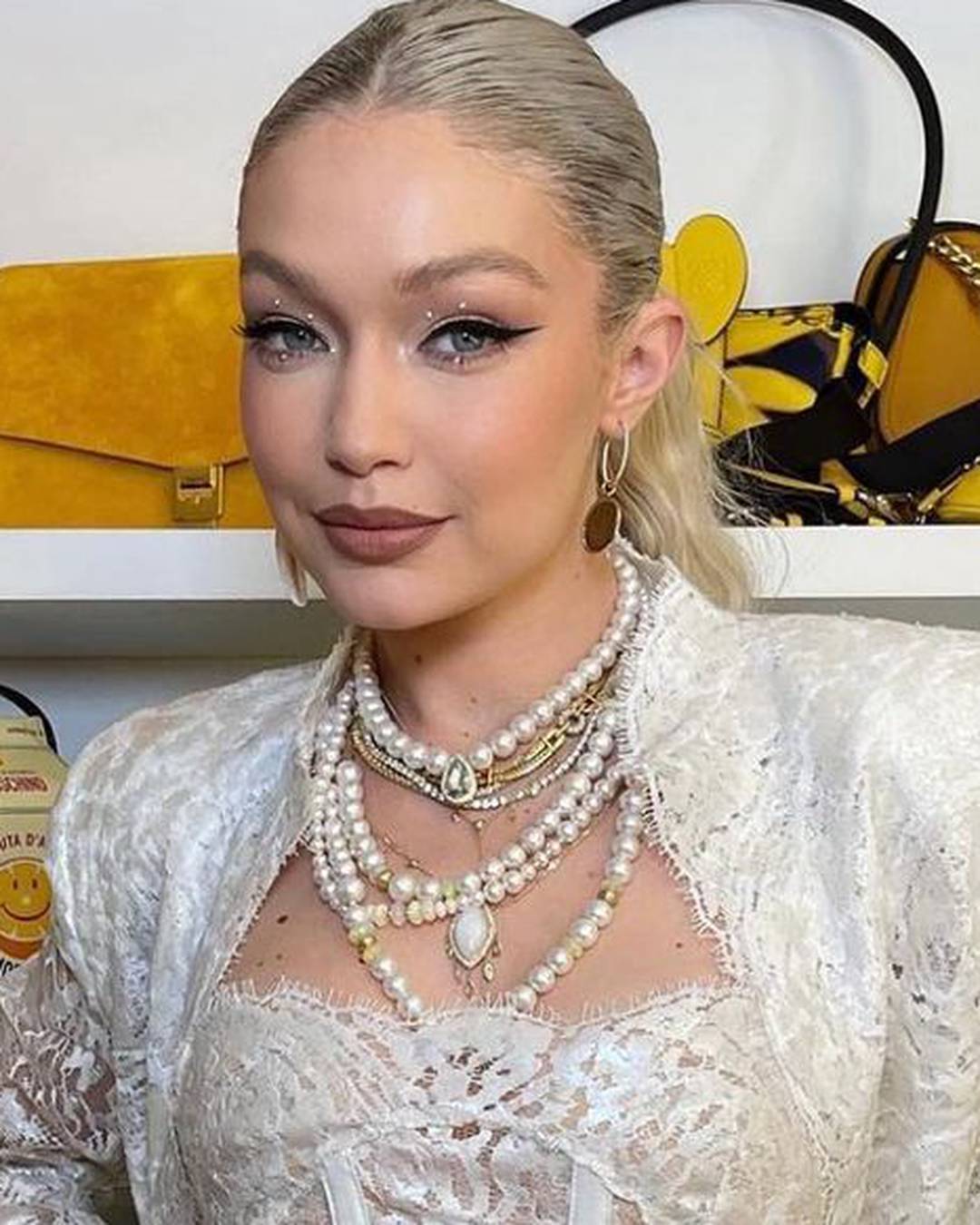 Gigi Hadid o napadima Hamasa na Izrael: Svaki čovjek zaslužuje osnovna prava i sigurnost...