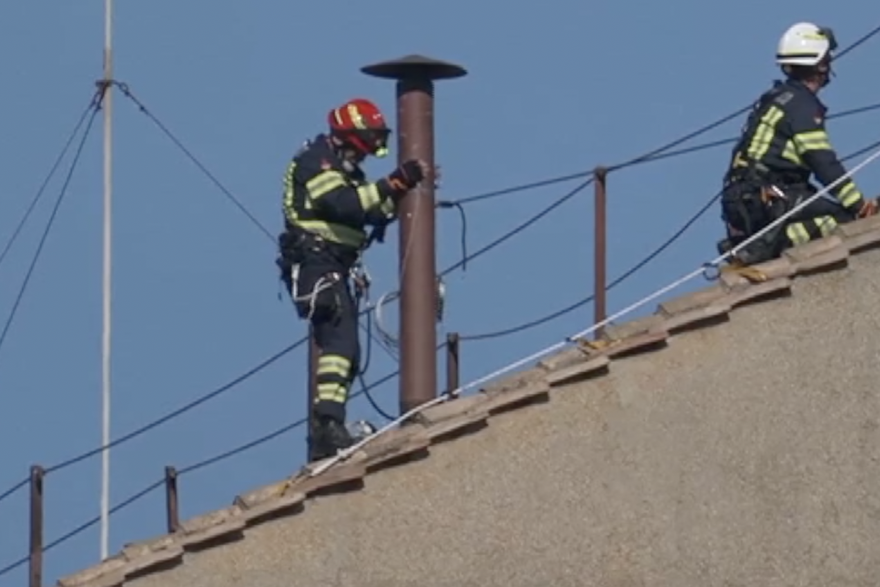 Dimni signali konklave spremni