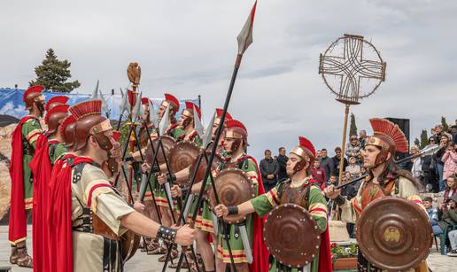 U Slivnom je održan 22. Vodički festival žudija: Znate li tko su žudije i kako je nastao običaj?