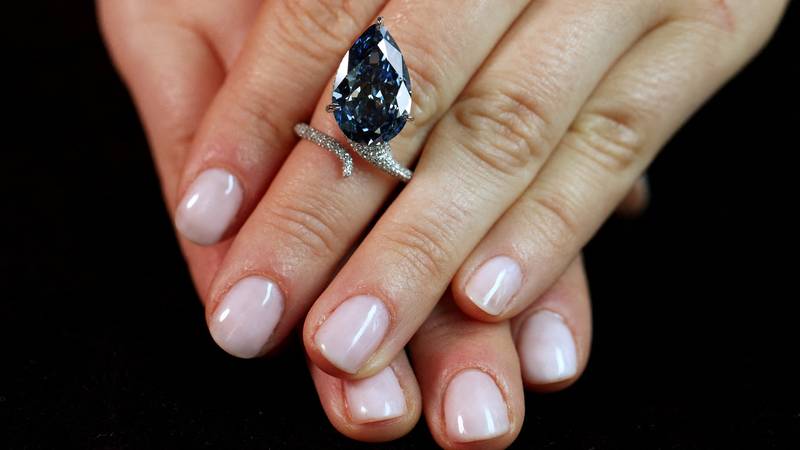 Ovaj dijamant prodan je na dražbi za čak 25,6 mil dolara!