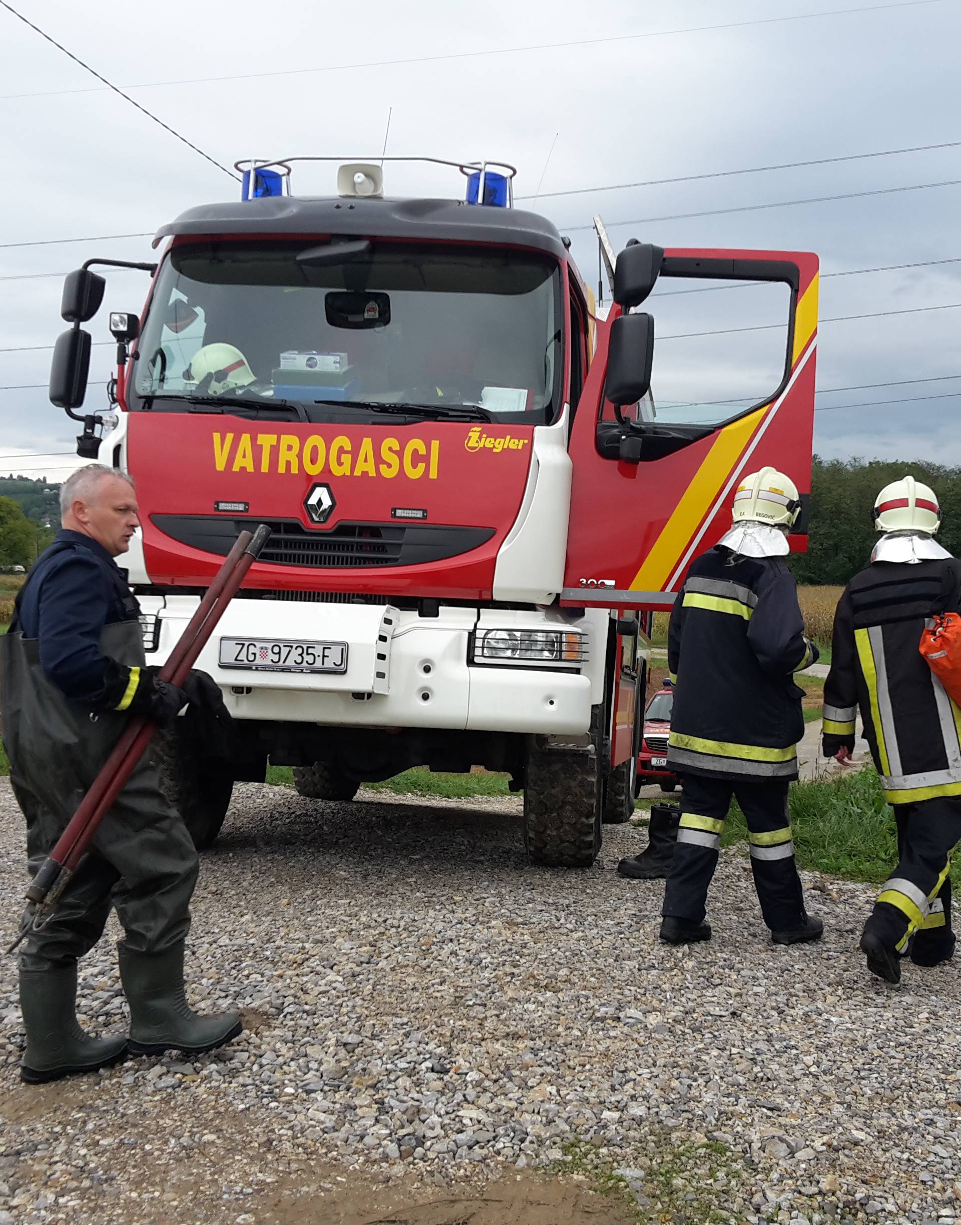 Zarobila ih Sutla: Kada su se probudili oko njih je bila voda