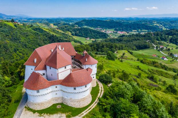 Aerial,View,Of,Old,Medieval,Castle,Veliki,Tabor,And,Green