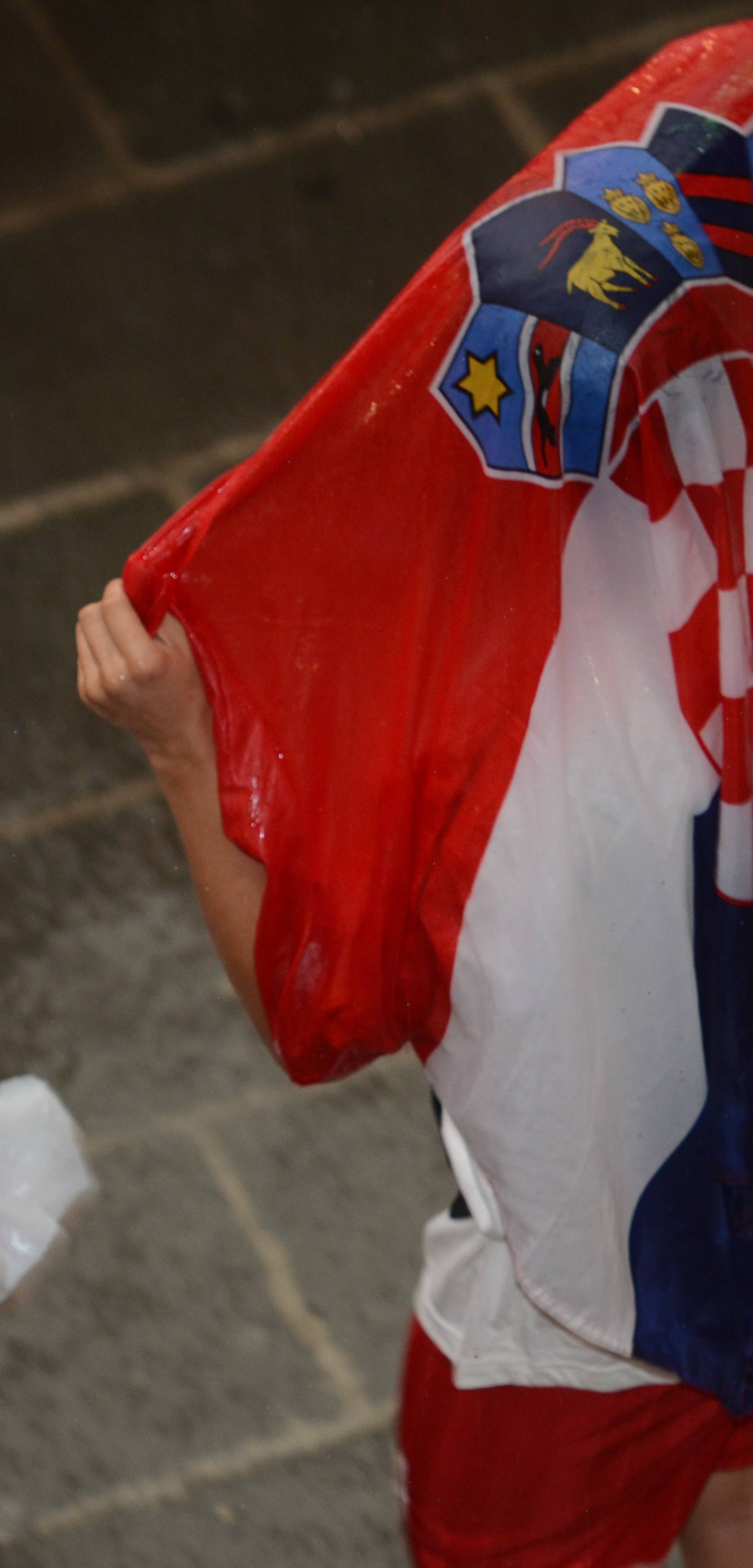 Pula: Ni kiÅ¡a nije omela gledanje polufinalne utakmice izmeÄu Hrvatske i Engleske