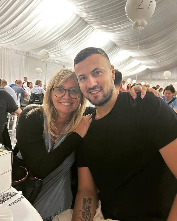 FOTO Ovo je žena kojoj 'vatreni' povjeravaju sve svoje tajne