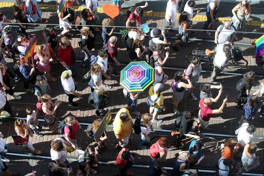 Nekoliko tisuća ljudi u Povorci ponosa: Želimo ljubav i slobodu