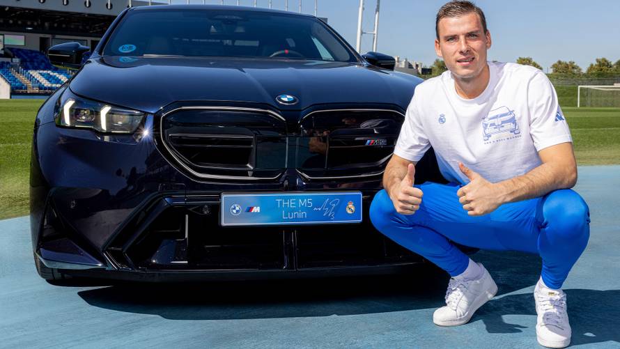 Mbappé poput Livaje: Evo zašto ne smije voziti skupocjeni BMW