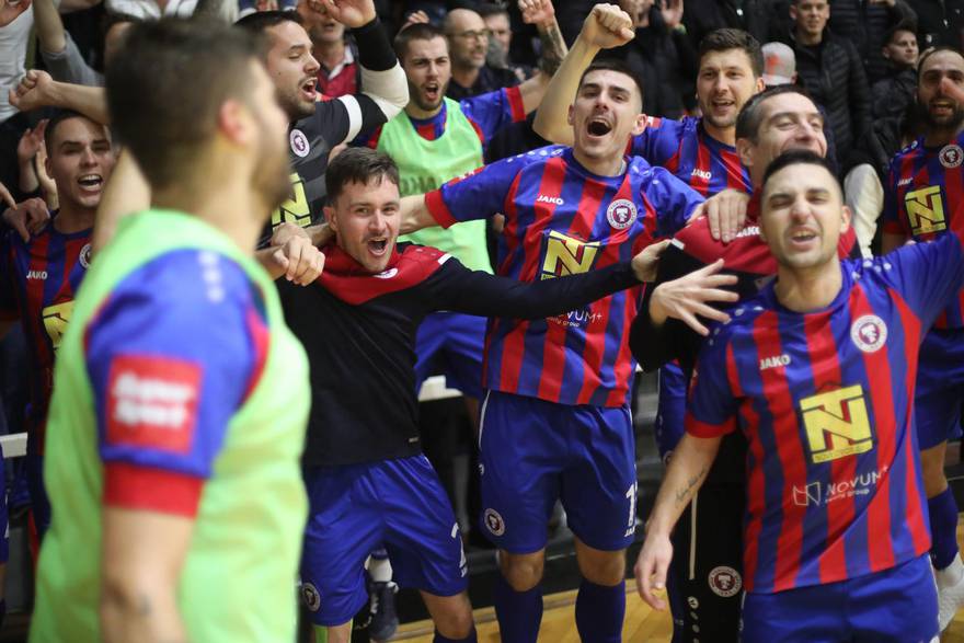 tekma torcida-futsal dinamo