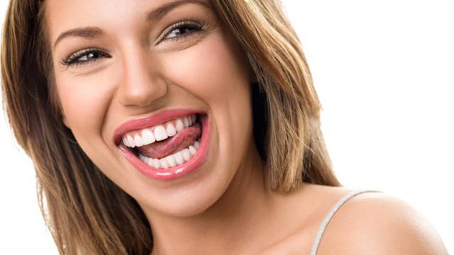 Nedostaje vam zub?! Otkrijte zašto je zubni implantat najbolje rješenje