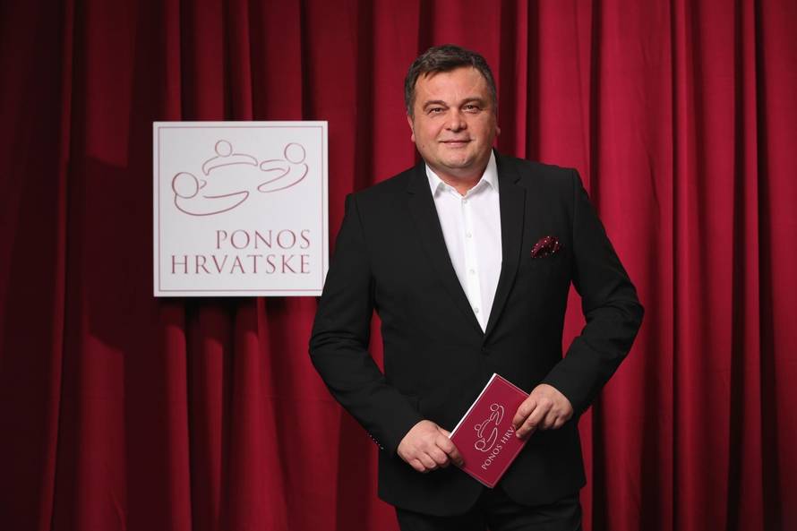 Duško Ćurlić: Svoj glas čuvam crnim vinom, pancetom i jajima