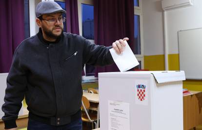 Stanje do 11:30: Na izbore je dosad izašlo 13,80% građana! Slična izlaznost kao u 1. krugu