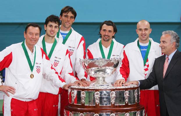 ARHIVA - 2005. Hrvatska teniska reprezentacija osvojila Davis Cup
