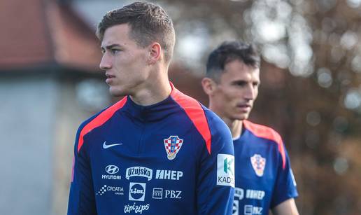 Luka Su&ccaron;i&cacute; vra&cacute;a se na travnjak!