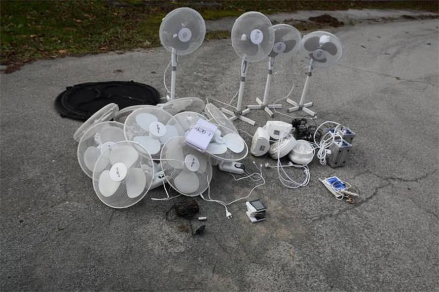 FOTO 'Pali' dileri kod Virovitice: Imali laboratorij za uzgoj  trave