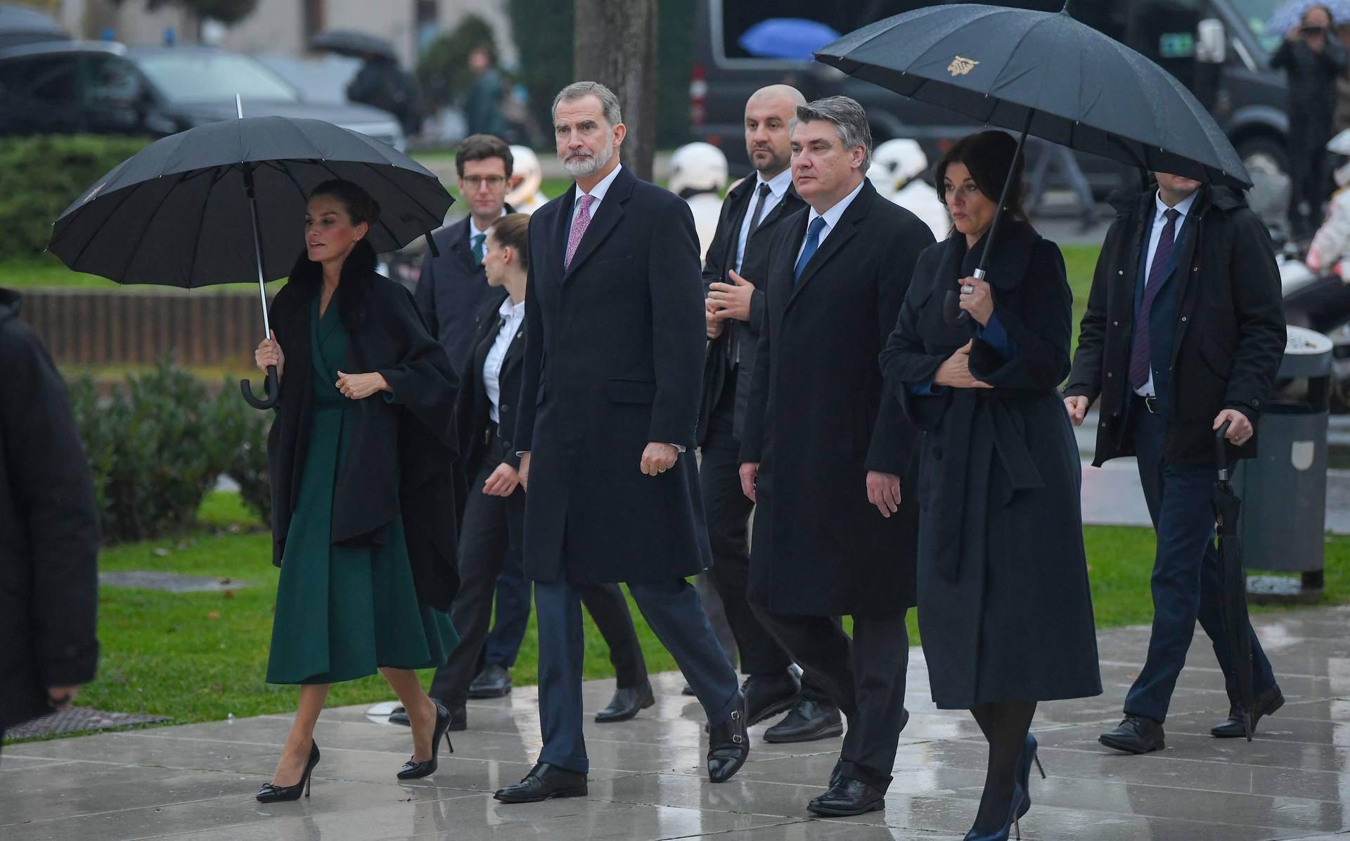 Zagreb: Španjolski kralj Filip VI. i kraljica Letizia položili su vijence kod Spomenika domovine 