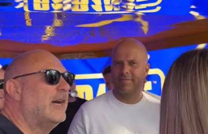 VIDEO Fućka mu se: Trener Liverpoola otišao tulumariti na Ibizu nakon velikog derbija