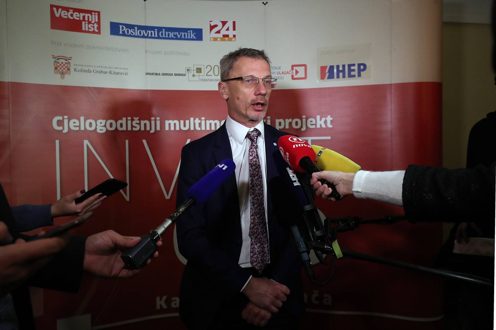 Zagreb: VujÄiÄ na konferenciji InvestCro dao izjavu za medije