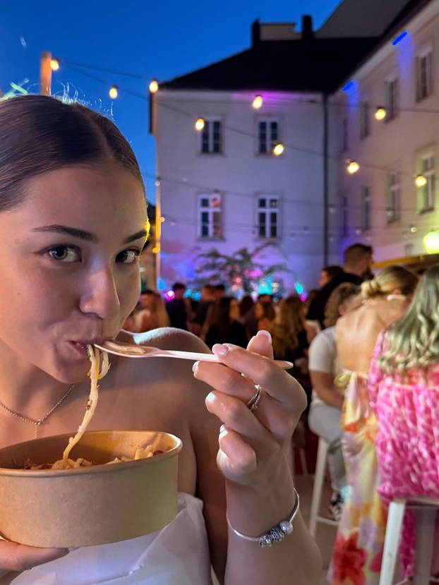 Njeno pismo Ivici Kosteliću sa šest godina ganulo je Hrvatsku. Izrasla je u trofejnu sportašicu