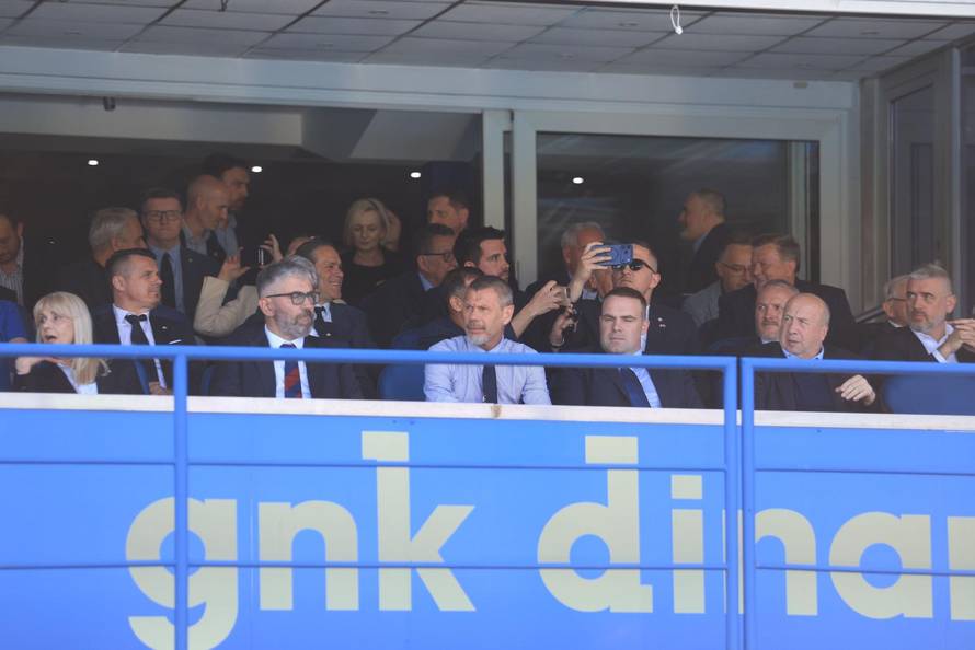 Svečana loža stadiona Maksimi tijekom utakmcie između Dinama i Hajduka