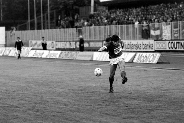 Zagreb: Savezna liga Jugoslavije, Dinamo - Borac, 7.4.1990.
