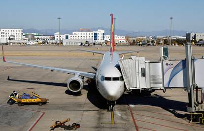 Strava u Americi: Nosač prtljage je umro nakon što ga je usisao motor zrakoplova u zračnoj luci