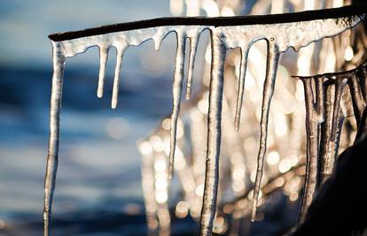 Stigli minusi: -6 °C u Zagrebu, Pazinu, Sl. Brodu, Varaždinu...