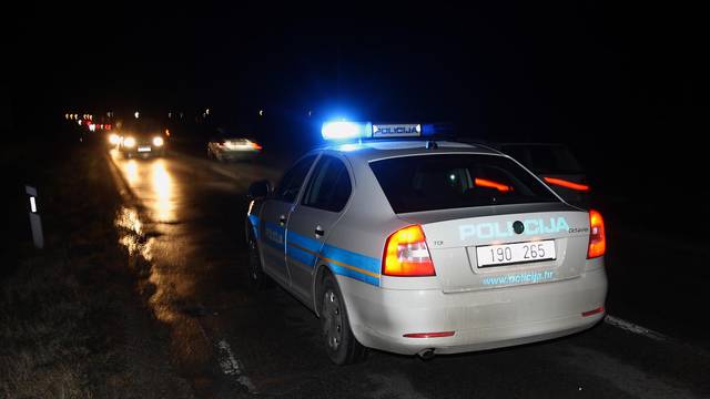 Izletjeli su s ceste: Pijani vozač (18) prijatelja odvezao u smrt