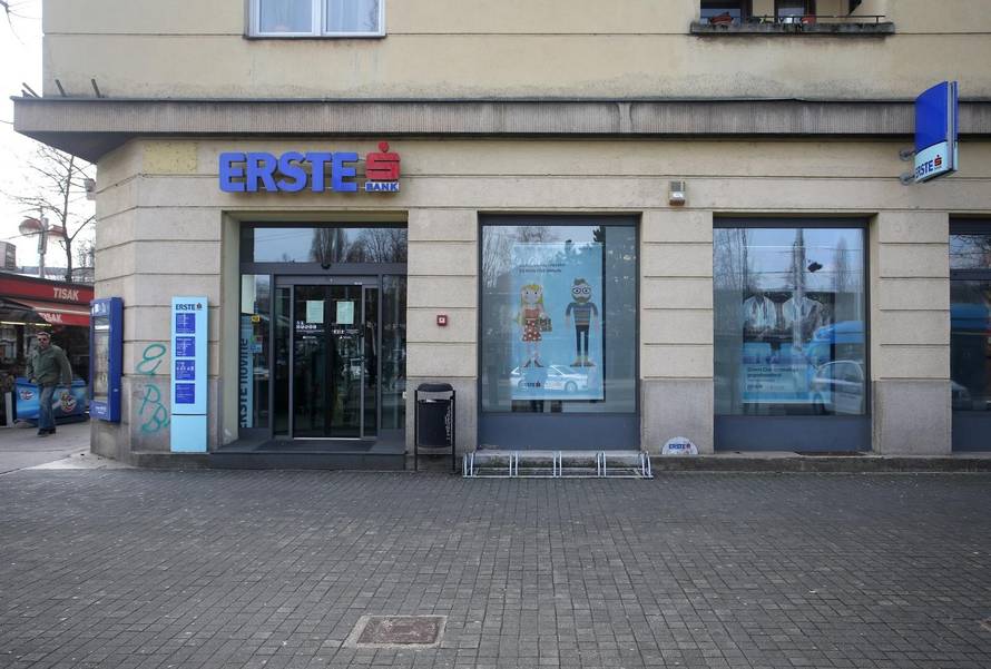 Erste banka privremeno otvara dodatnih 12 poslovnica