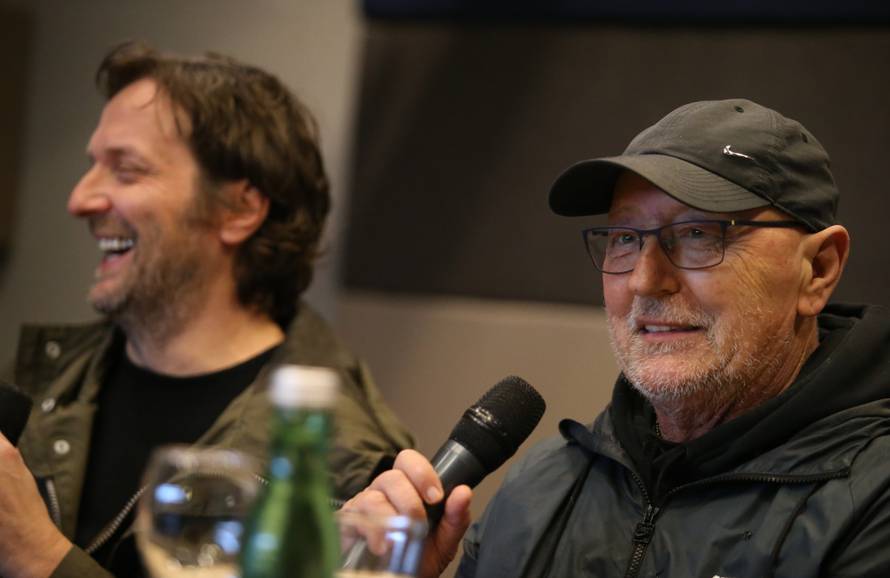 Oliver Dragojević preminuo u  splitskoj bolnici u 71. godini