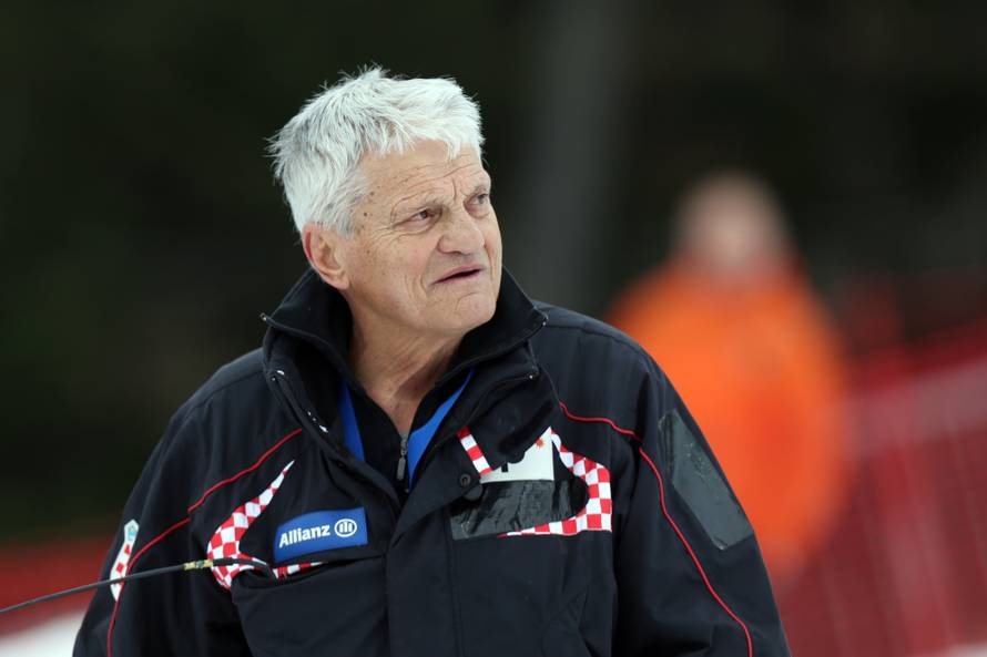 Birtija: Ne zauzima se za sebe, Paladina i Gipsa po kavanama...