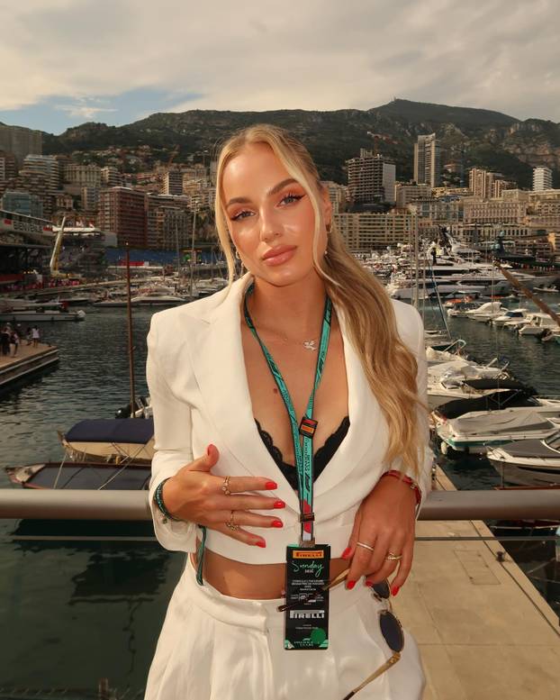 FOTO New York, here we come: Prelijepe sestre Marković zajedno potpisale za isti klub!