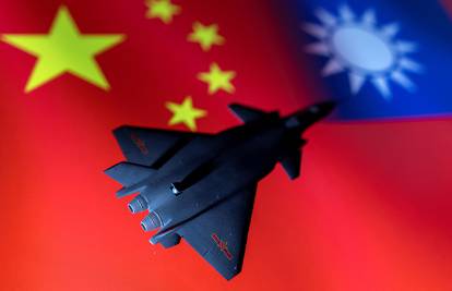 SAD: Kineske vojne vježbe kod Tajvana su 'provokativne'