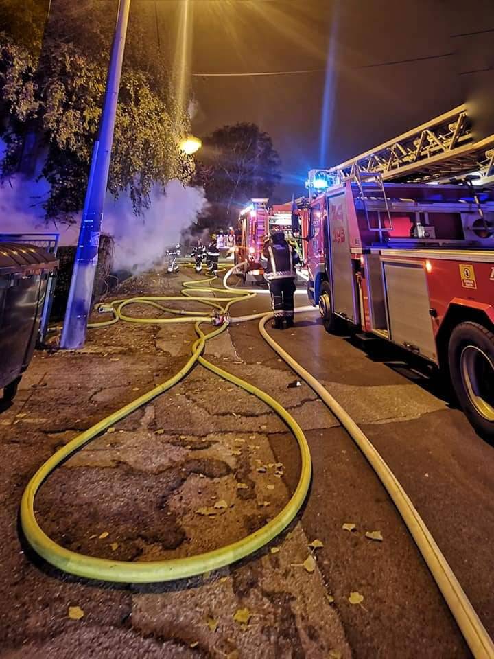 Zapalio se restoran u Zagrebu: Kuhari su pobjegli na vrijeme