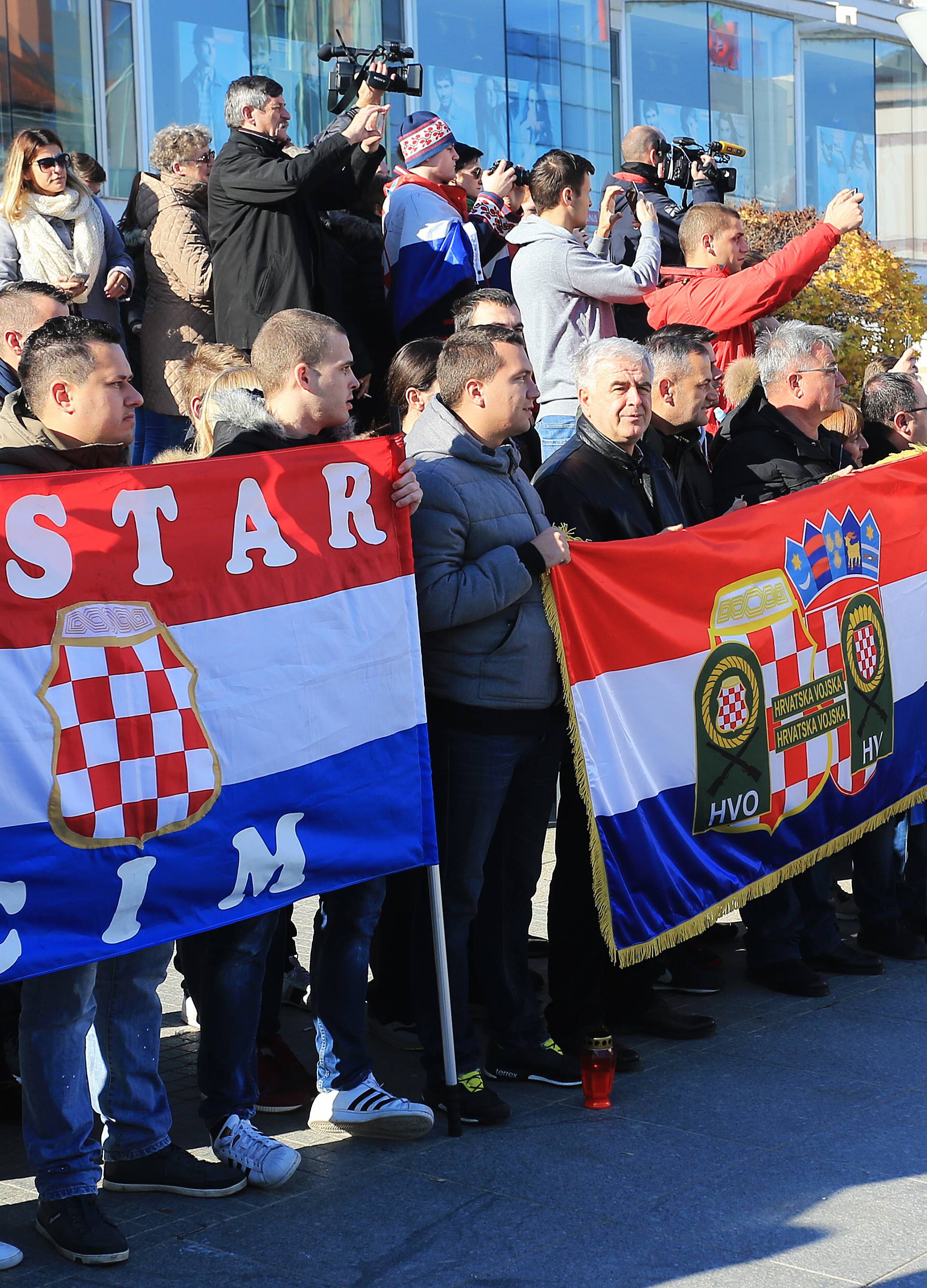 Hrvatska se danas u Vukovaru poklonila nevinim žrtvama