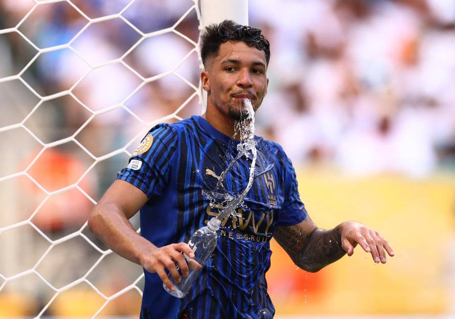 FIFA Club World Cup - Group H - Real Madrid v Al Hilal