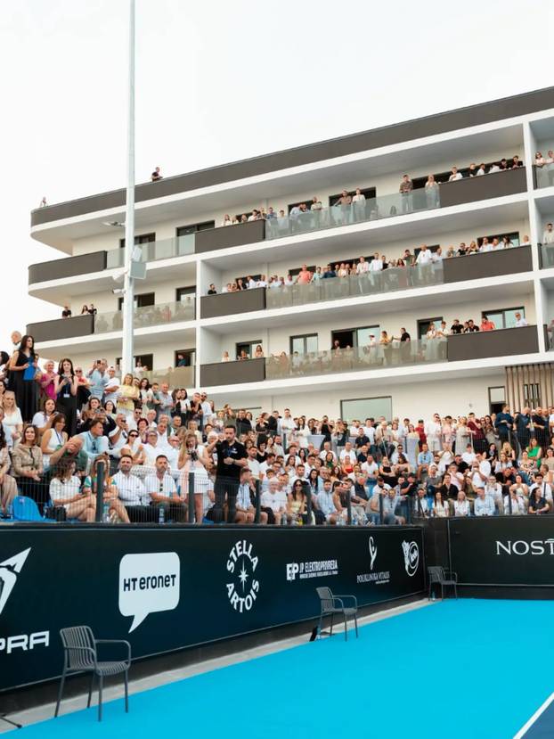 FOTO Novak Đoković pjevao i 'prosvjedovao' u Međugorju: Kumovi žele dovesti i ATP turnir