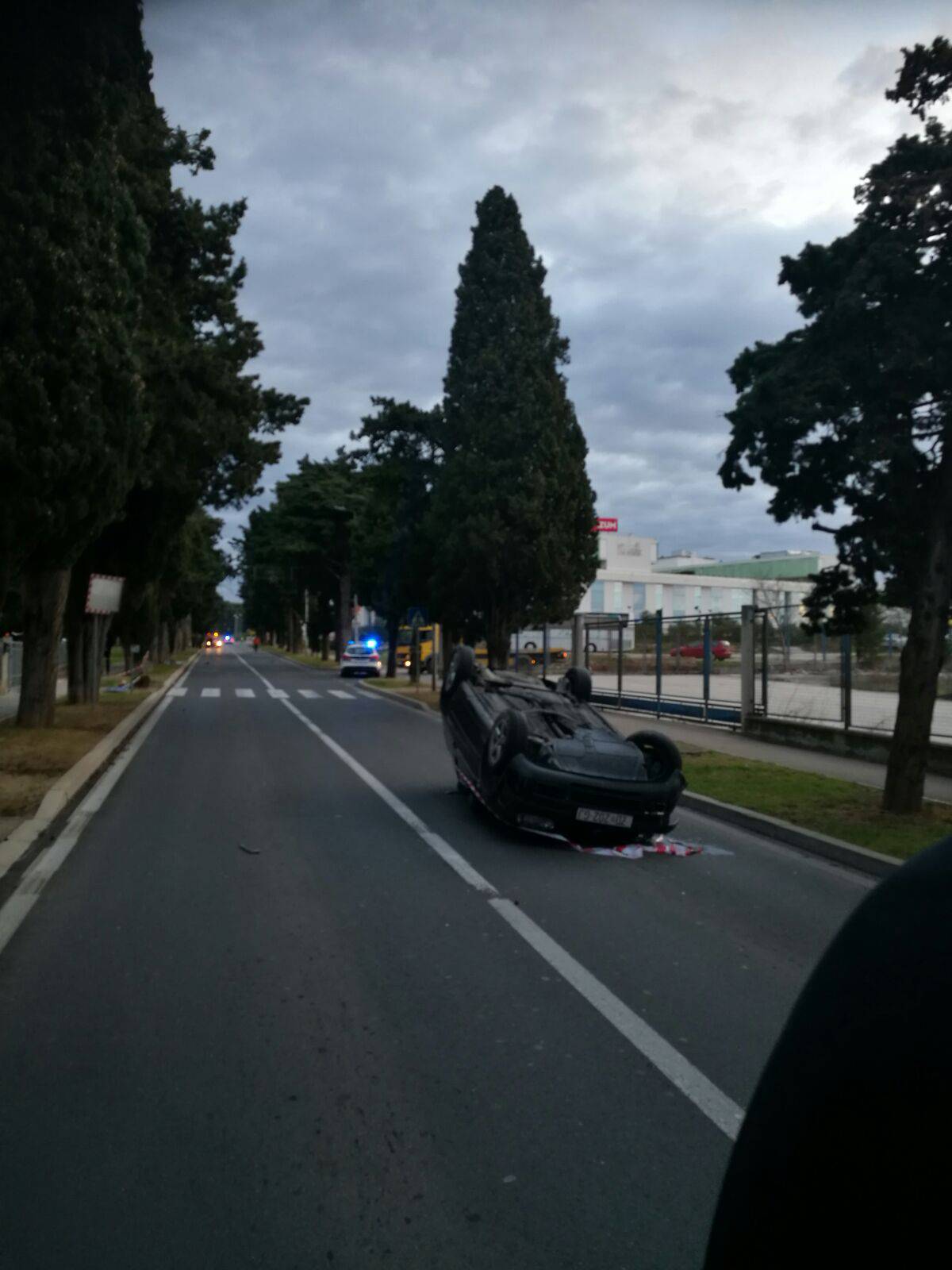 U nesreći poginula majka troje djece, mladića (18) priveli sucu