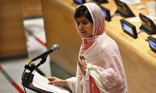 Malala: Milijuni djece ne žele iPhone ni čokoladu nego knjigu