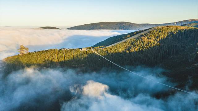 Češka otvorila najduži viseći most na svijetu dug 721 metar