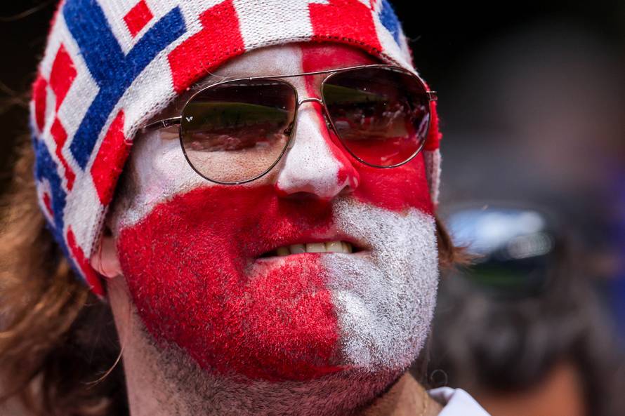 Hamburg: Navijači uoči početka utakmice Hrvatske i Albanije u 2. kolu skupine B na Europskom prvenstvu