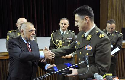 Otkrivamo: Tko je general koji je zapeo za oko Plenkoviću i želi na čelo vojne tajne službe...