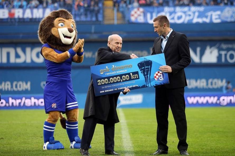 Dinamo za Vukovar: 'Modri' su dali 200.000 kn za Vodotoranj